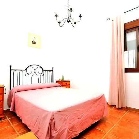 De Vacaciones Con Piscina Y Jardin Privado En - Es-180-13 *