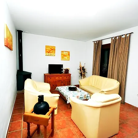 De Vacaciones Con Piscina Y Jardin Privado En - Es-180-13