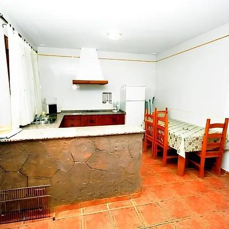 De Vacaciones Con Piscina Y Jardin Privado En - Es-180-13 *